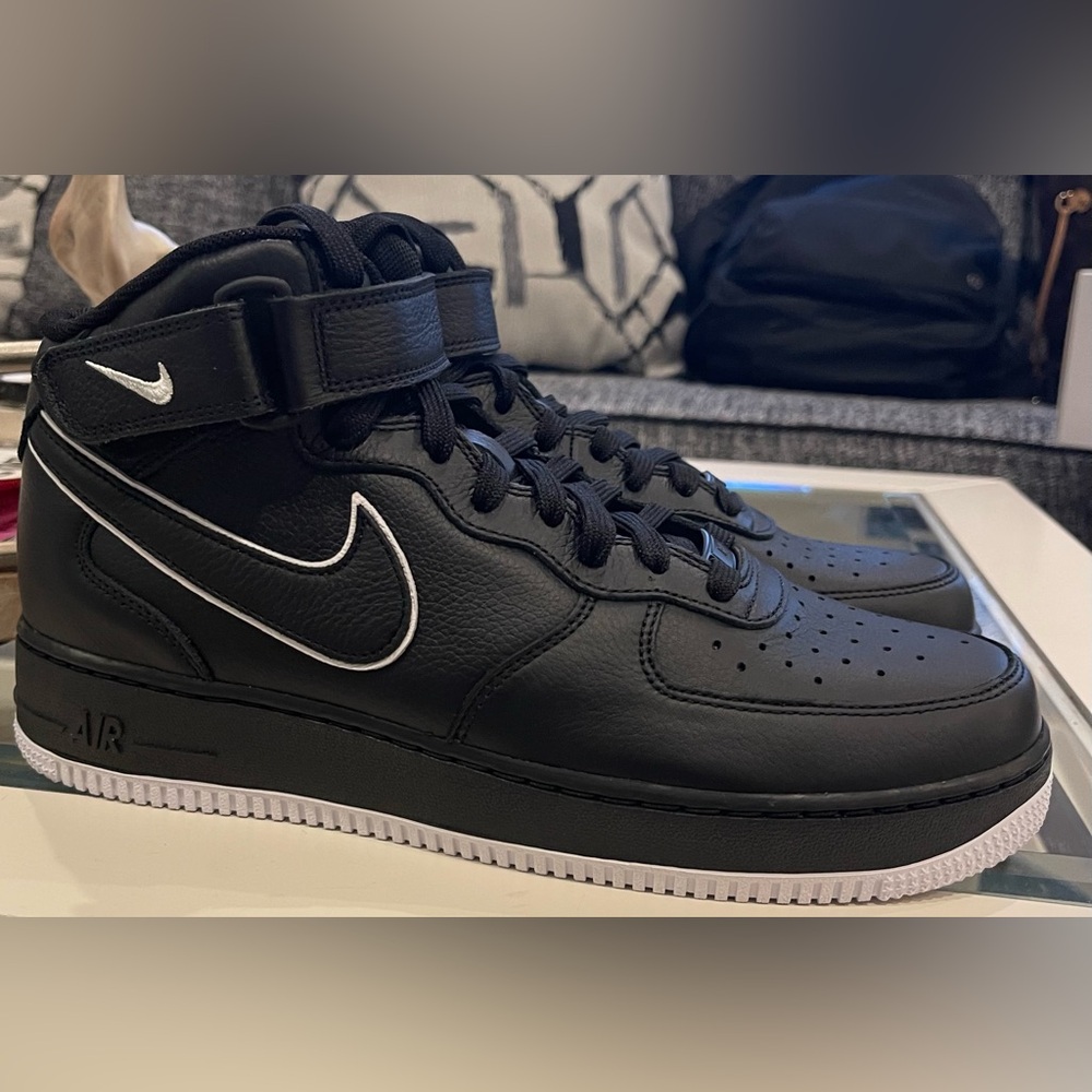 Nike Air Force 1 Mid